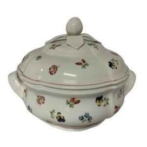 Villeroy & Boch Petite Fleur Porcelain Covered Tureen 10.75" x 10.75" x 6.25" Fl